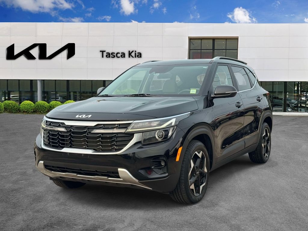 Used 2024 Black Kia EX image 3