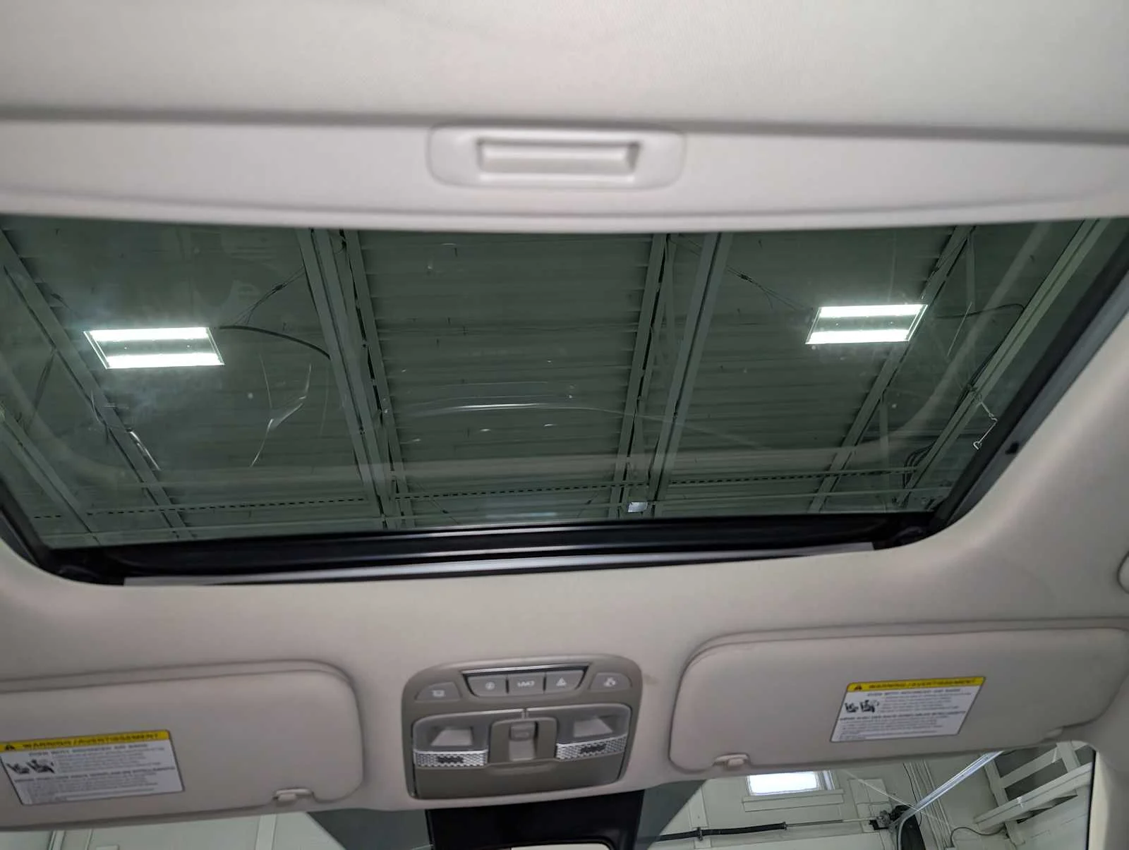 Used 2022 Wolf Gray Kia EX image 14