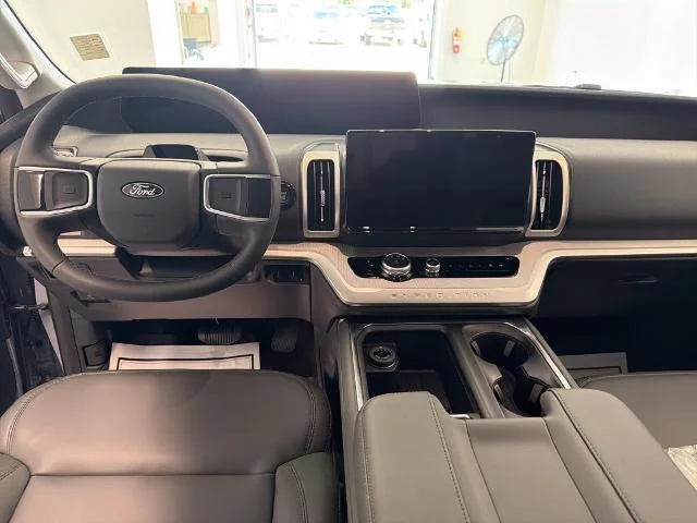 New 2027 Glacier Gray Metallic Tri-Coat Ford Active image 41