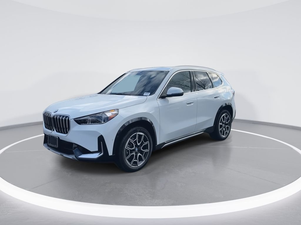 Used 2026 Alpine White BMW xDrive28i image 4