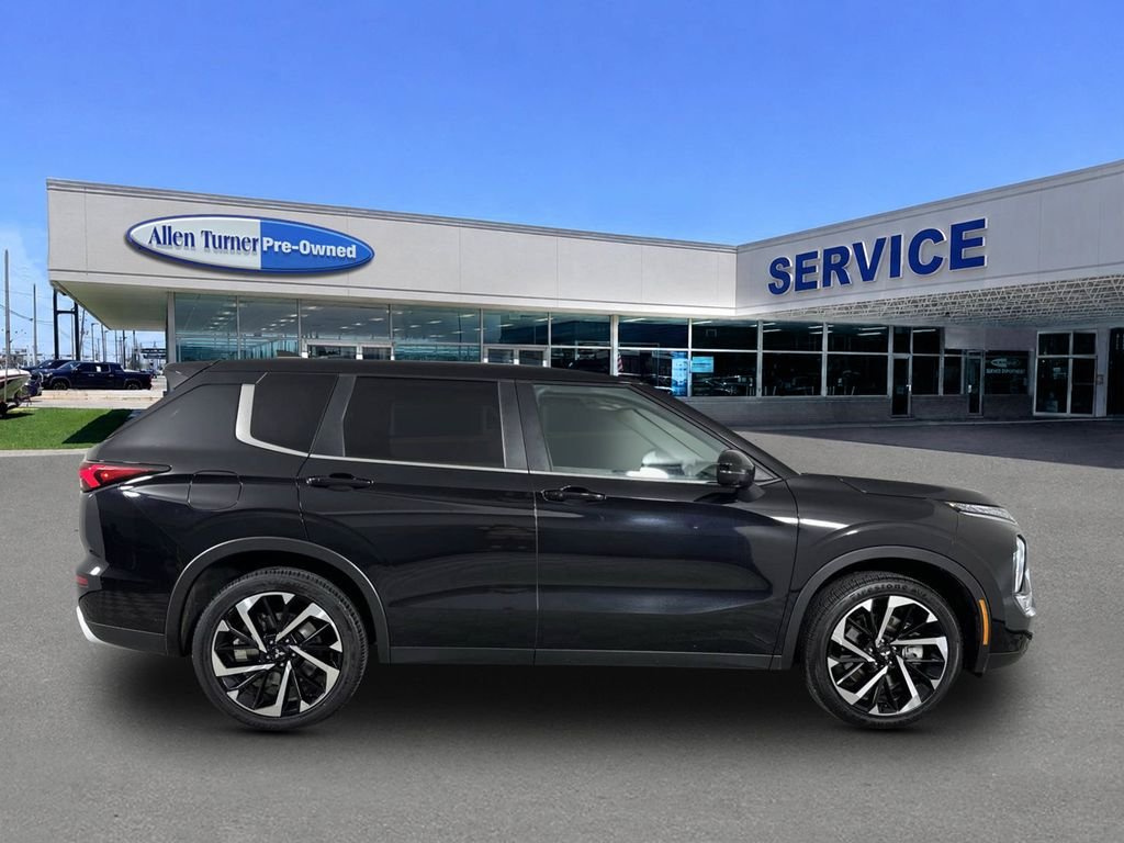 2024 Mitsubishi Outlander SE - Photo 9