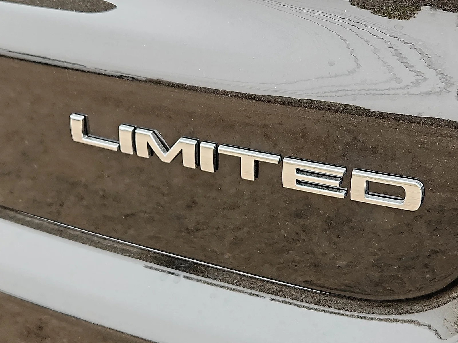 New 2026 PXJ Diamond Bla Jeep LIMITED 4X4 image 9