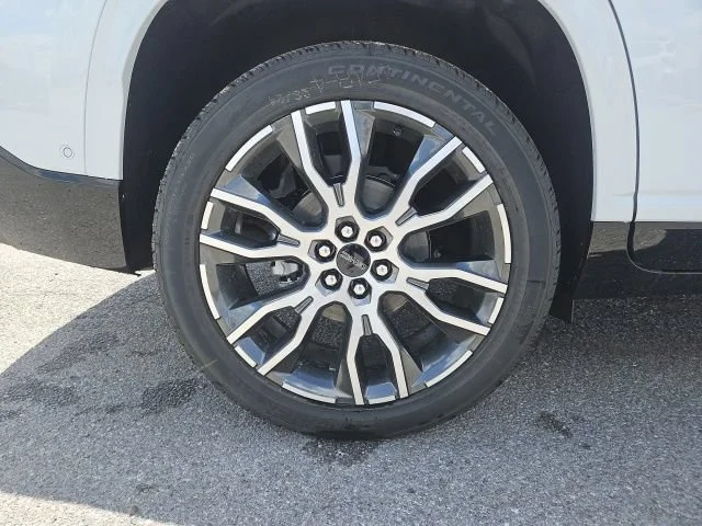 2026 GMC Acadia Denali Ultimate - Photo 21