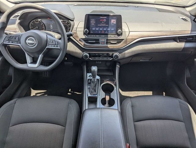 Used 2024 Black Nissan 2.5 SV image 13