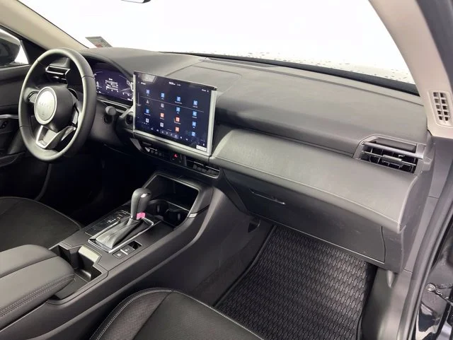 New 2026 Jet Black Mica Mazda 2.5 S Preferred AWD image 37