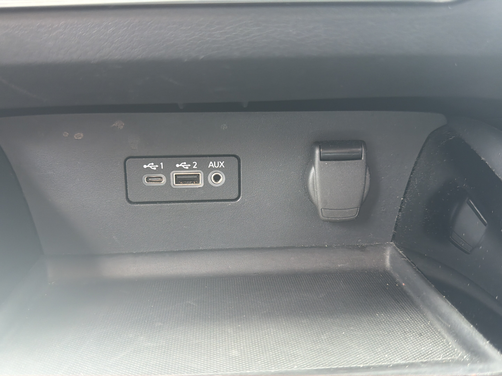 Used 2023 Pearl Nissan 2.5 SR image 49