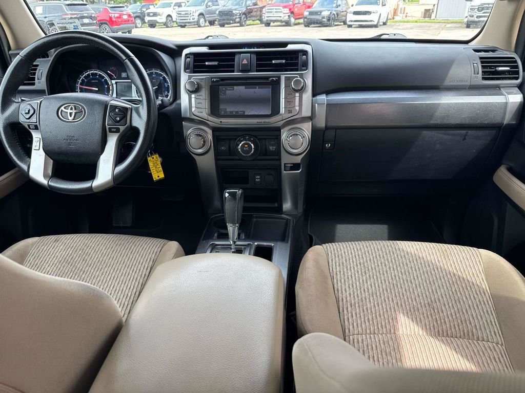 Used 2016 Black Toyota SR5 image 26