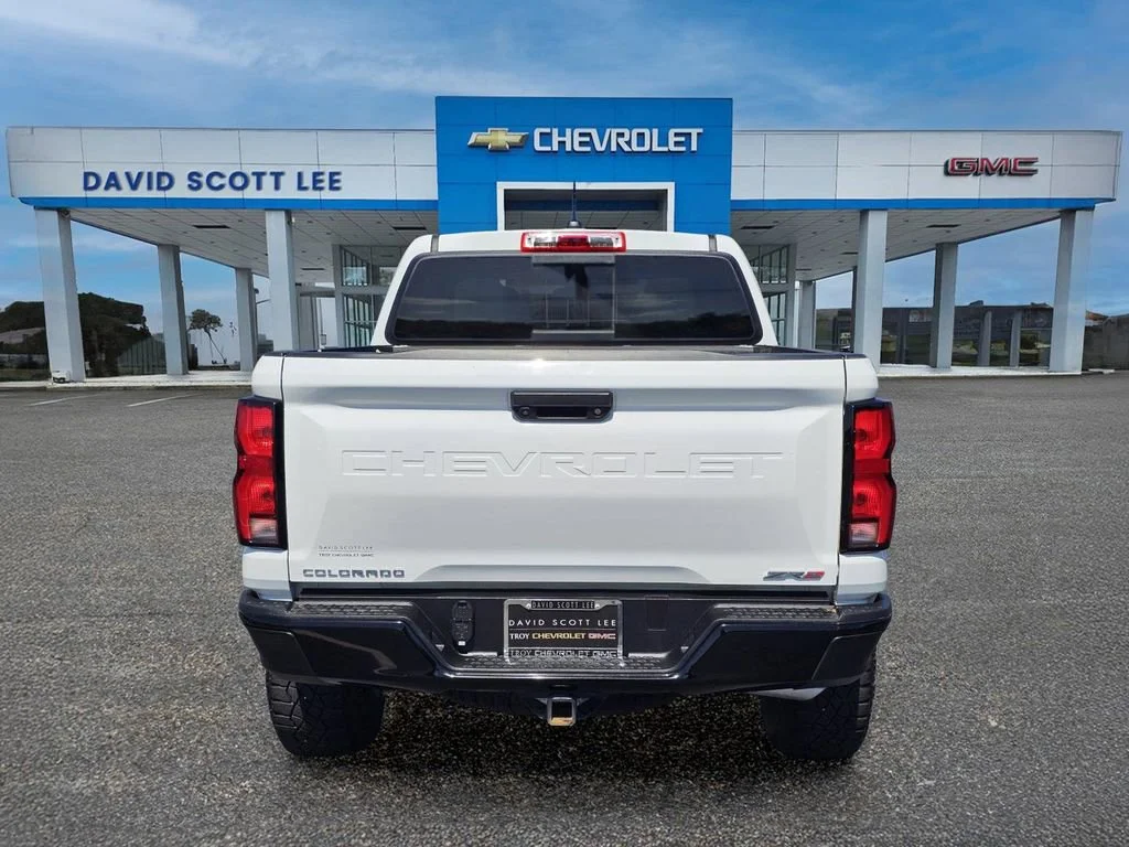 Used 2024 Summit White Chevrolet ZR2 image 11