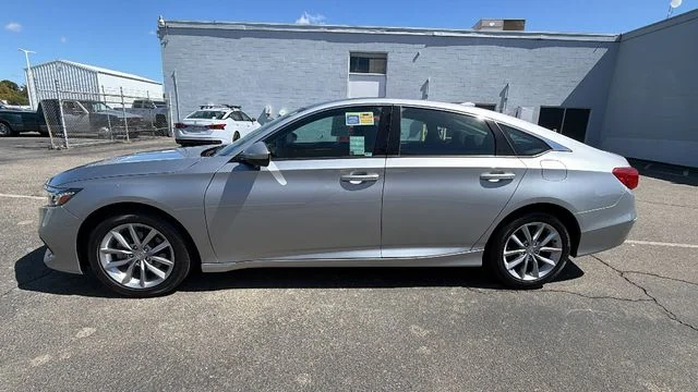 Used 2021 Silver Honda LX image 7