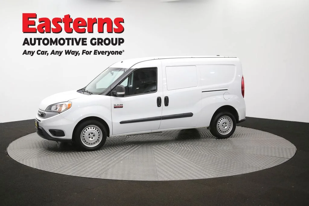 Used 2022 White Ram Base image 55