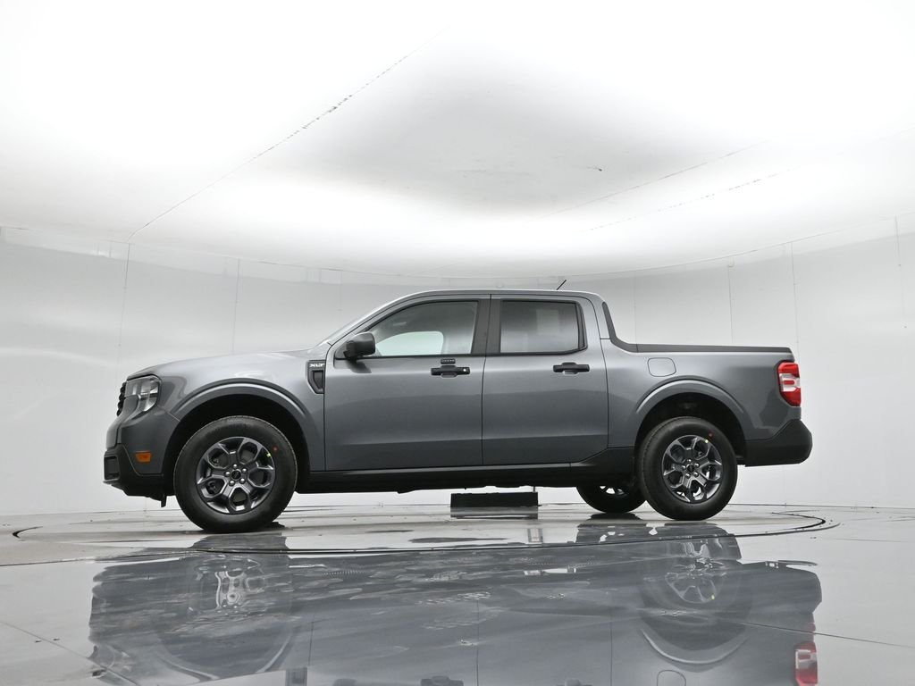 New 2026 Carbonized Gray Metallic Ford XLT image 49
