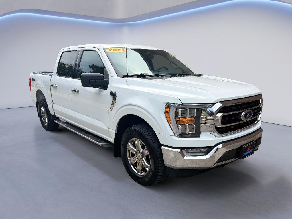 Used 2022 Oxford White Ford XLT image 8