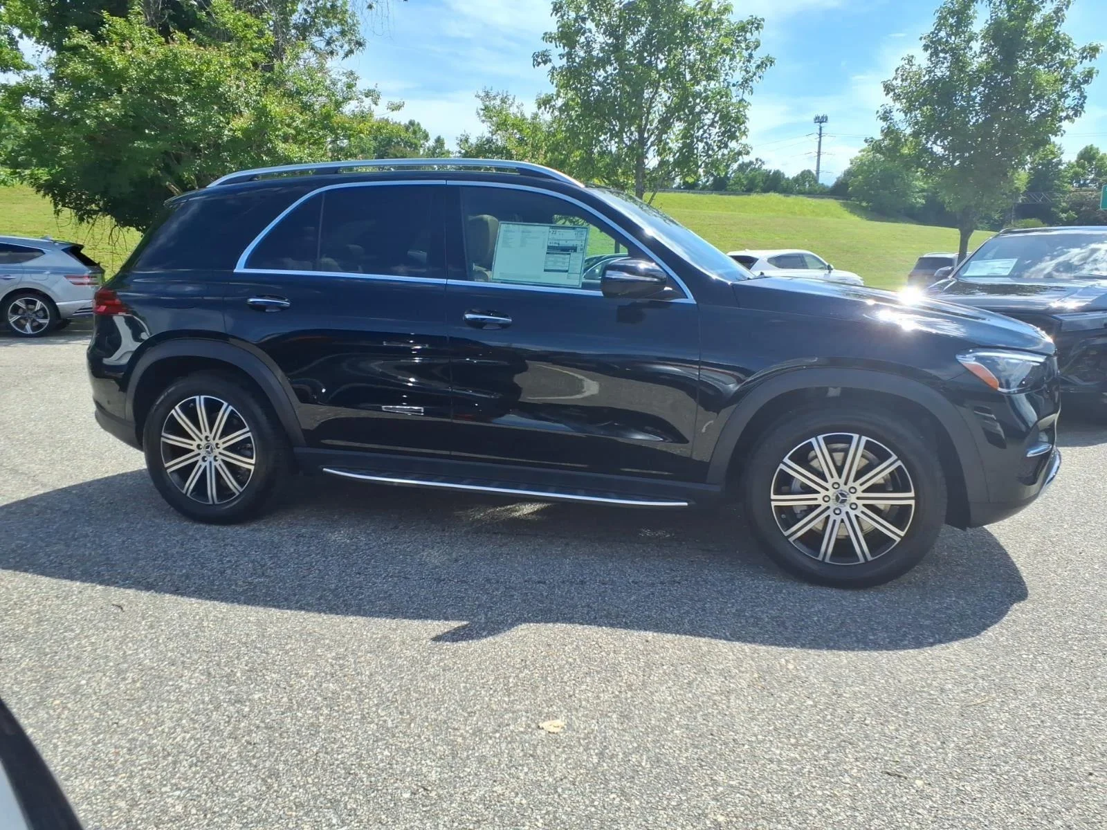 New 2026 BLACK Mercedes-Benz GLE 350 image 5