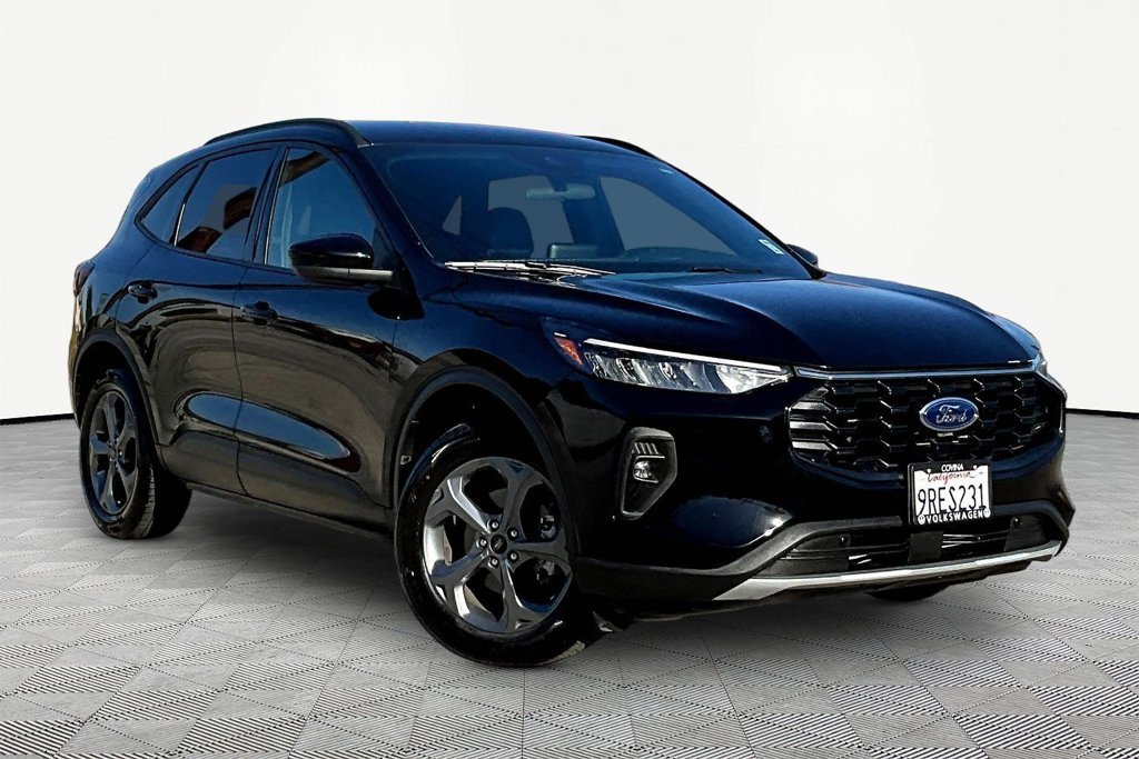 Used 2025 Black Ford ST-Line Select image 1
