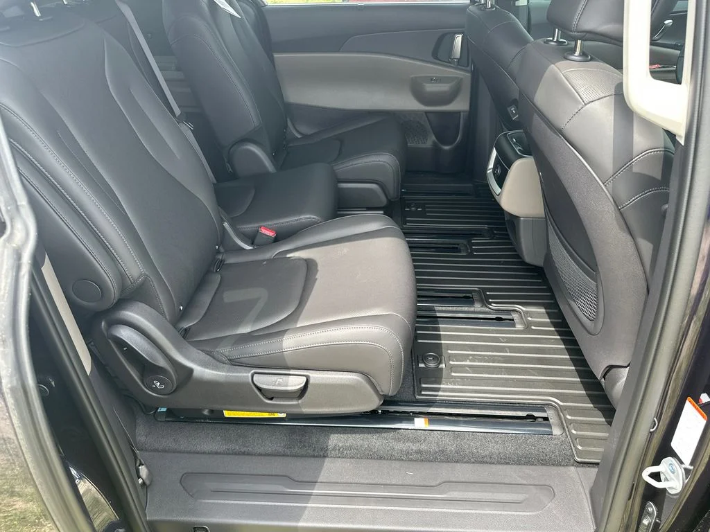 New 2026 Blue Kia EX image 15