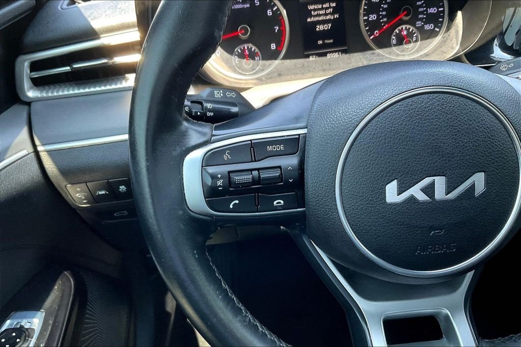 Used 2024 Wolf Gray Kia GT-Line image 11
