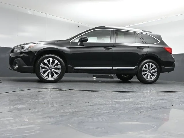 Used 2019 Crystal Black Silica Subaru 2.5i image 41