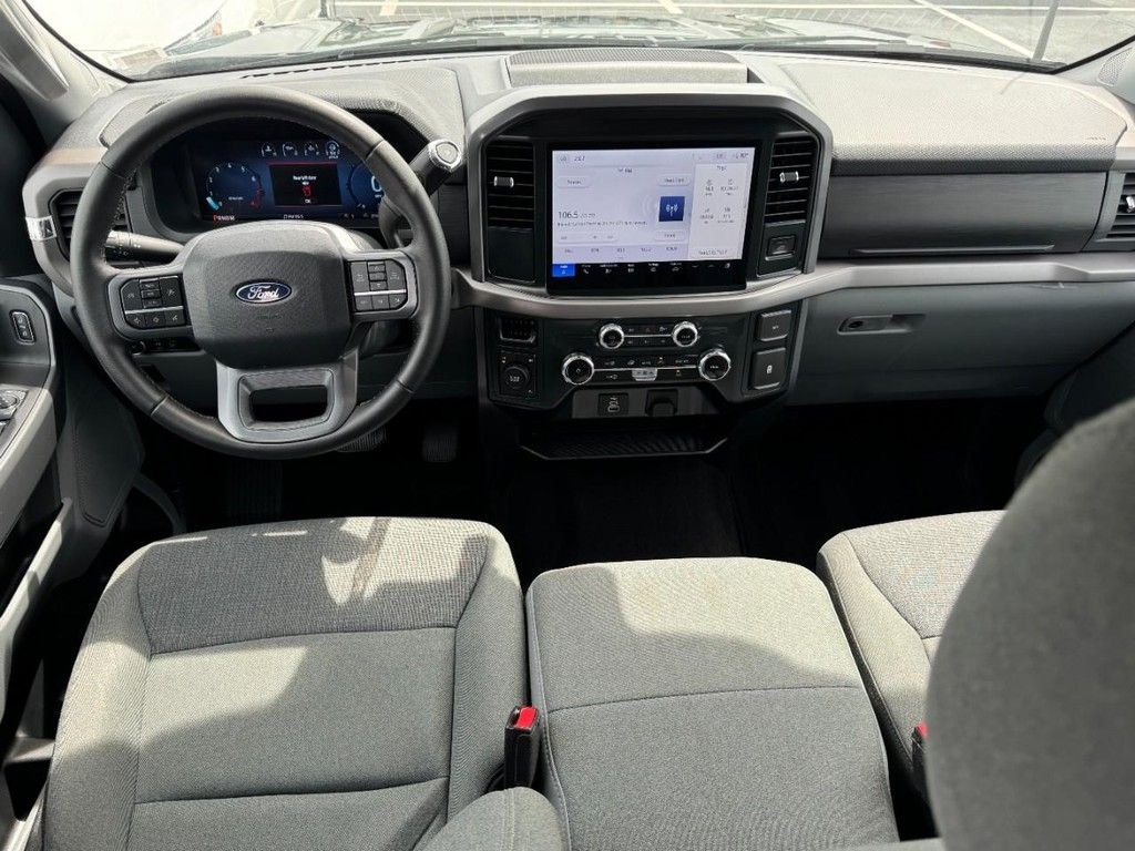 Used 2025 Black Ford XLT image 11