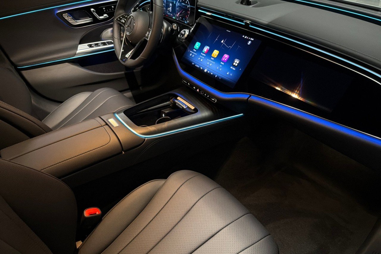 New 2026 MANUFAKTUR Alpine Grey Mercedes-Benz E 350 RWD Sedan image 14
