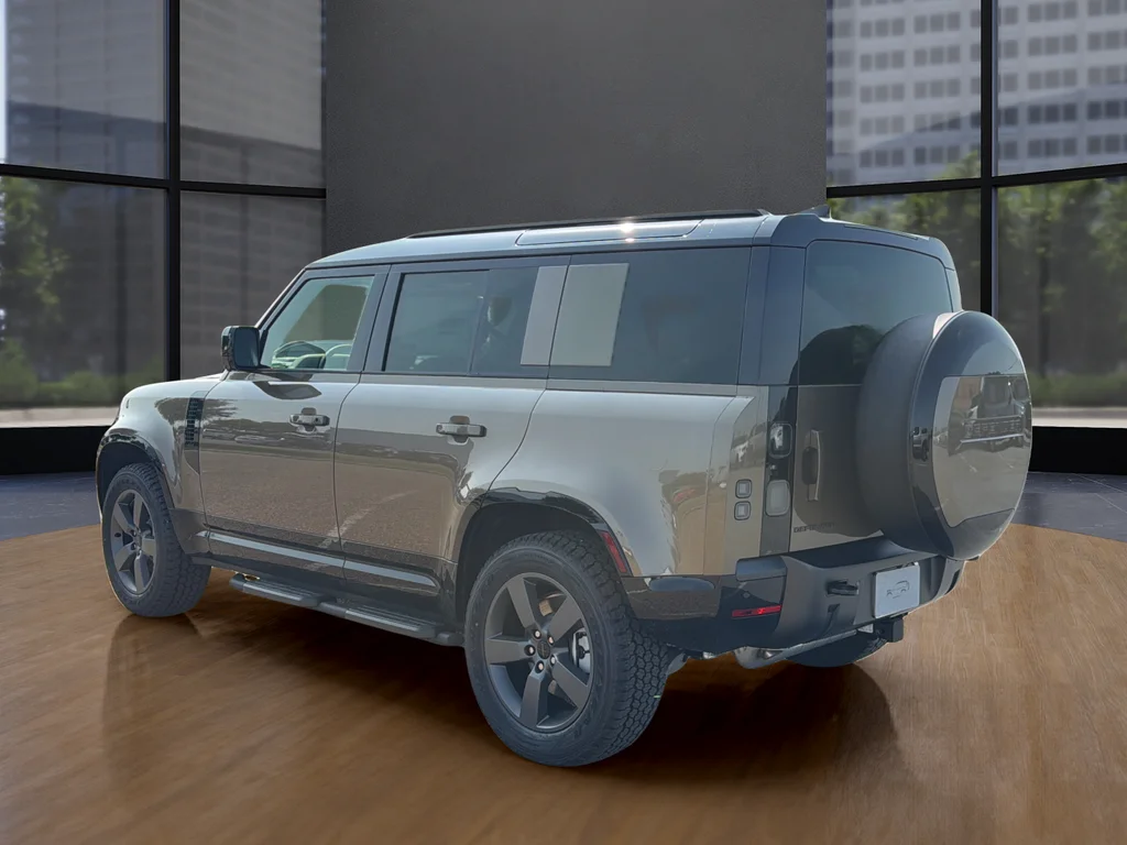 New 2026  Land Rover X-Dynamic SE image 14