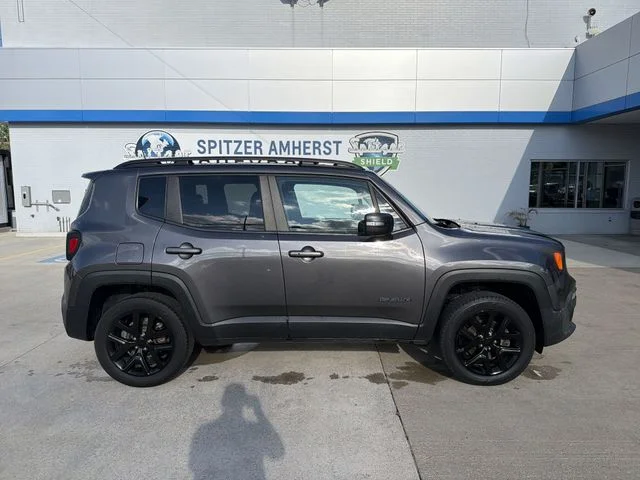 Used 2017 Gray Jeep Latitude image 11