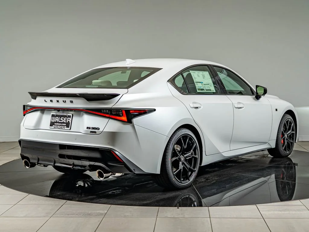 New 2026 HAKUGIN MATTE WHITE Lexus F SPORT AWD image 5