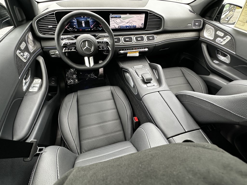 New 2026 MANUFAKTUR Silicon Grey Mercedes-Benz GLS 450 image 65
