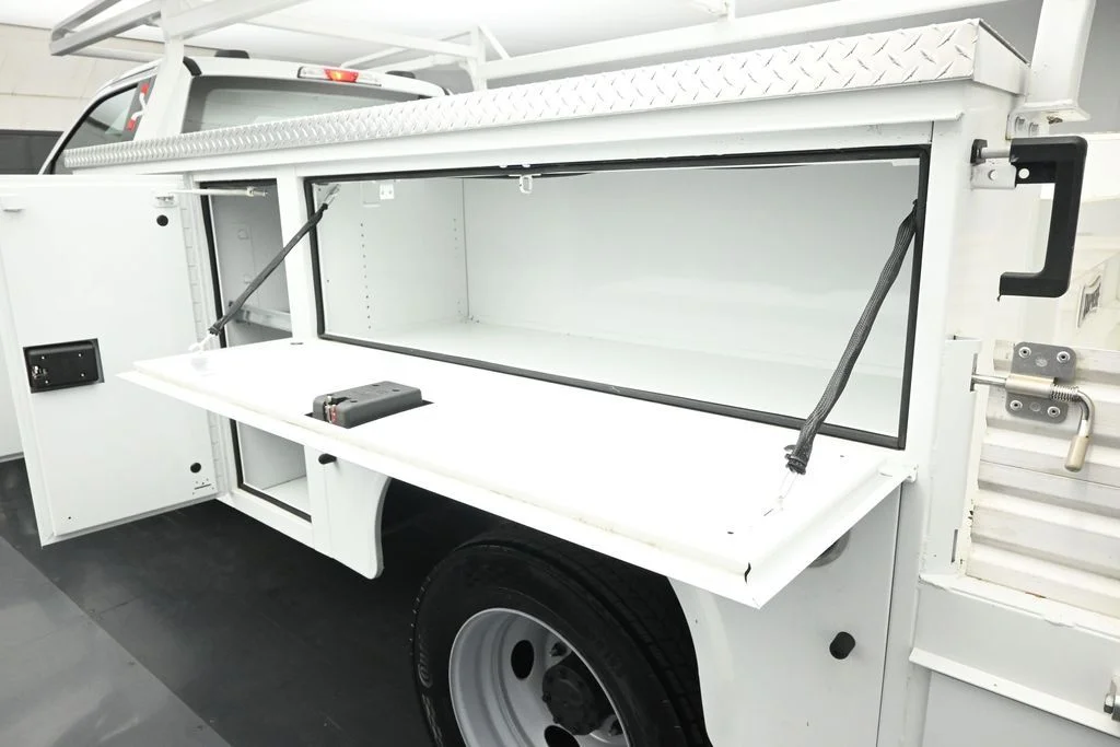 New 2026 Oxford White Ford XL image 18