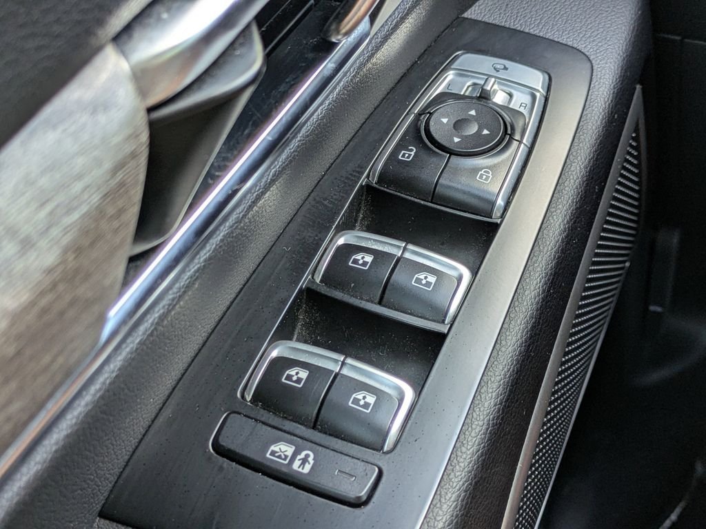 Used 2021 Gray Kia EX image 27