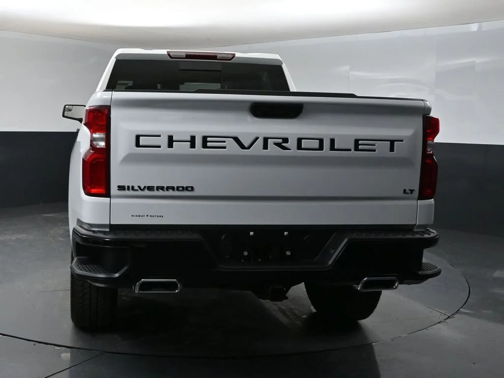 New 2026 Summit White Chevrolet LT Trail Boss image 3