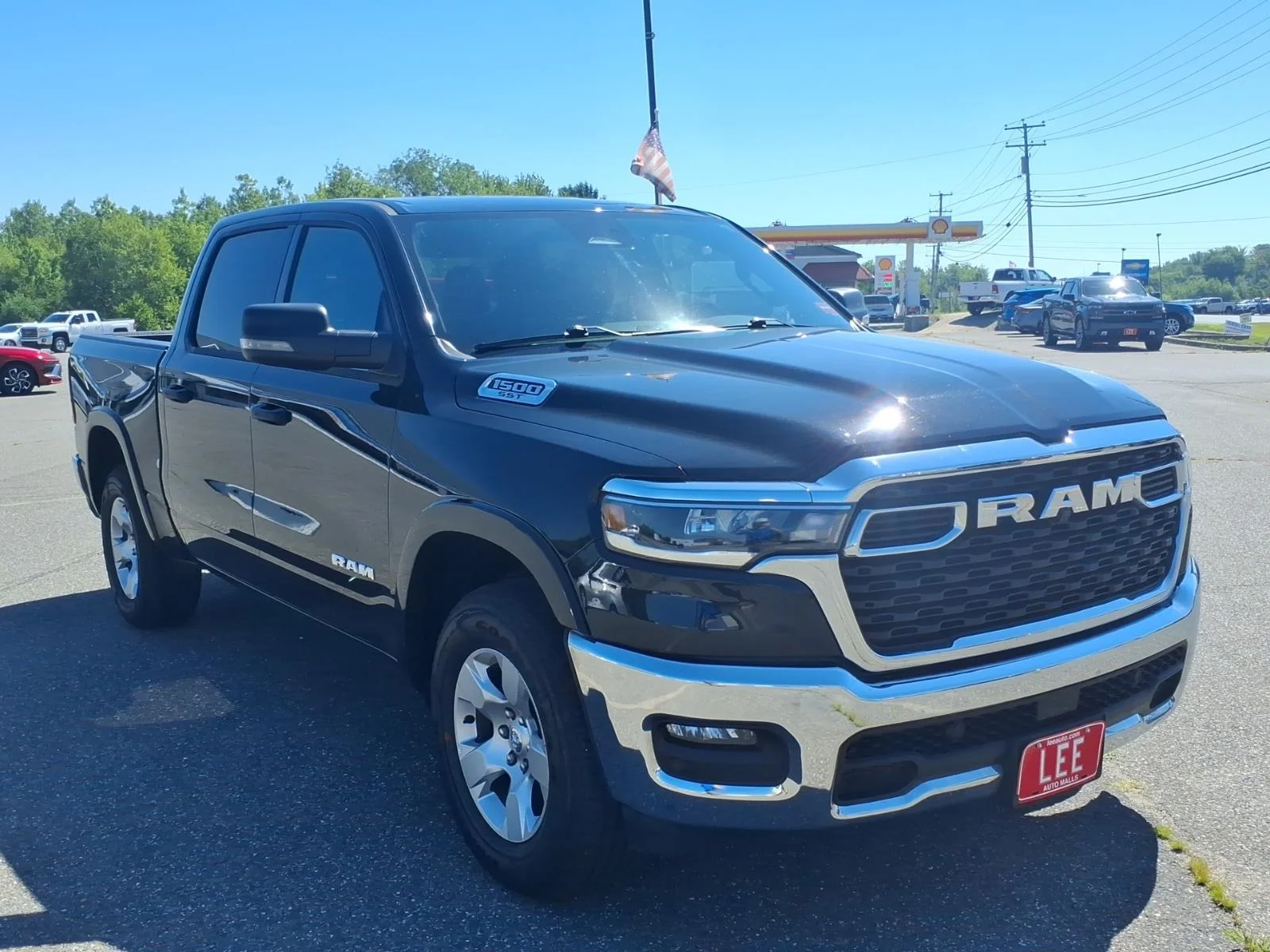 Used 2025 Diamond Black Ram Big Horn/Lone Star image 3