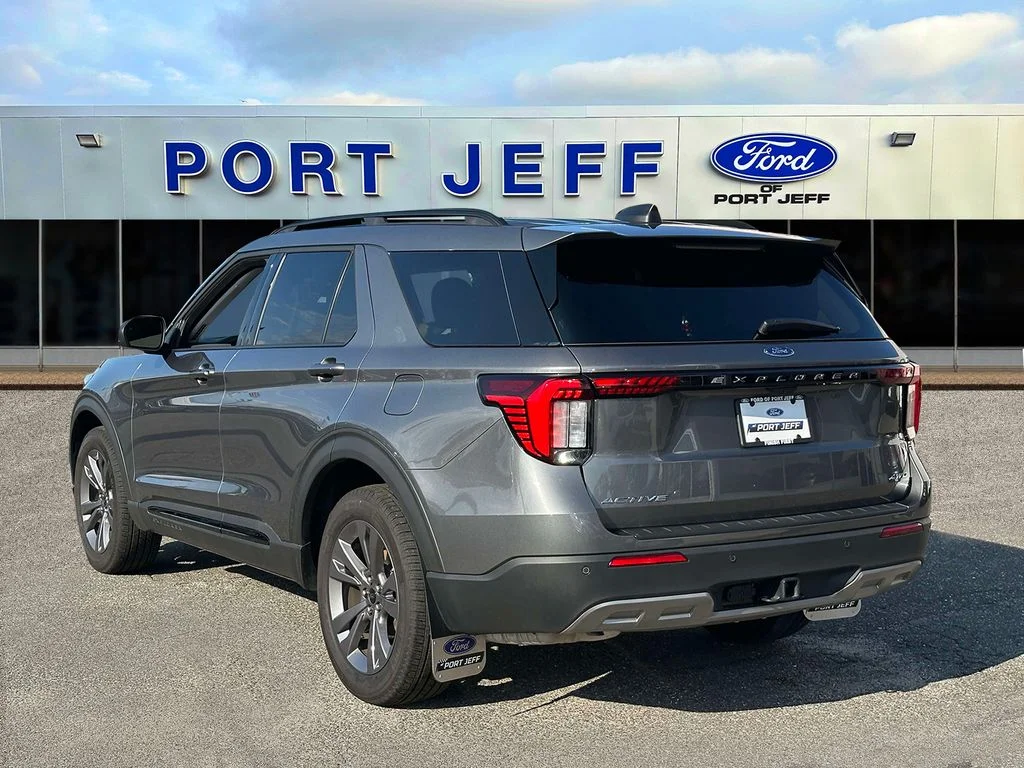 Used 2026 Gray Metallic Ford Active image 7