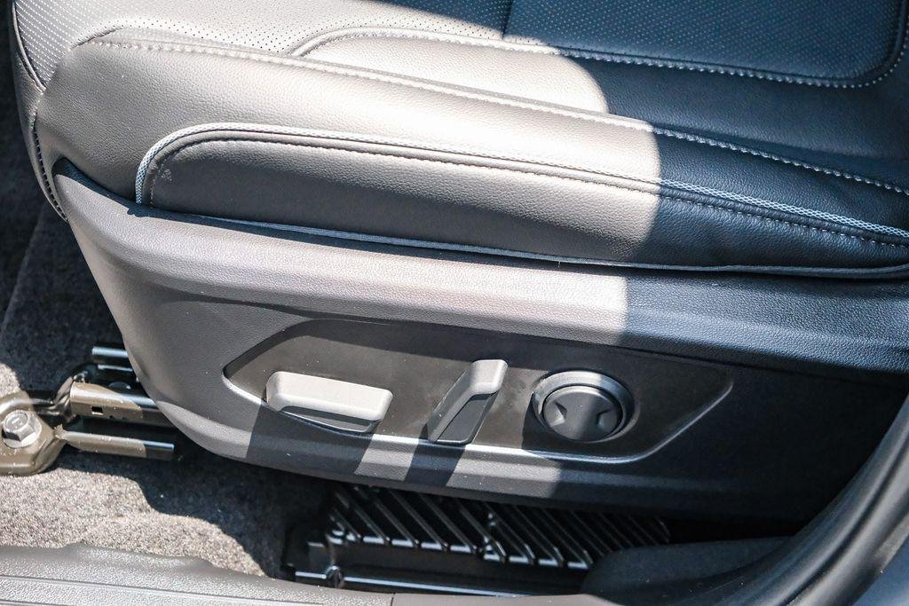 2025 Hyundai Tucson Limited - Photo 23