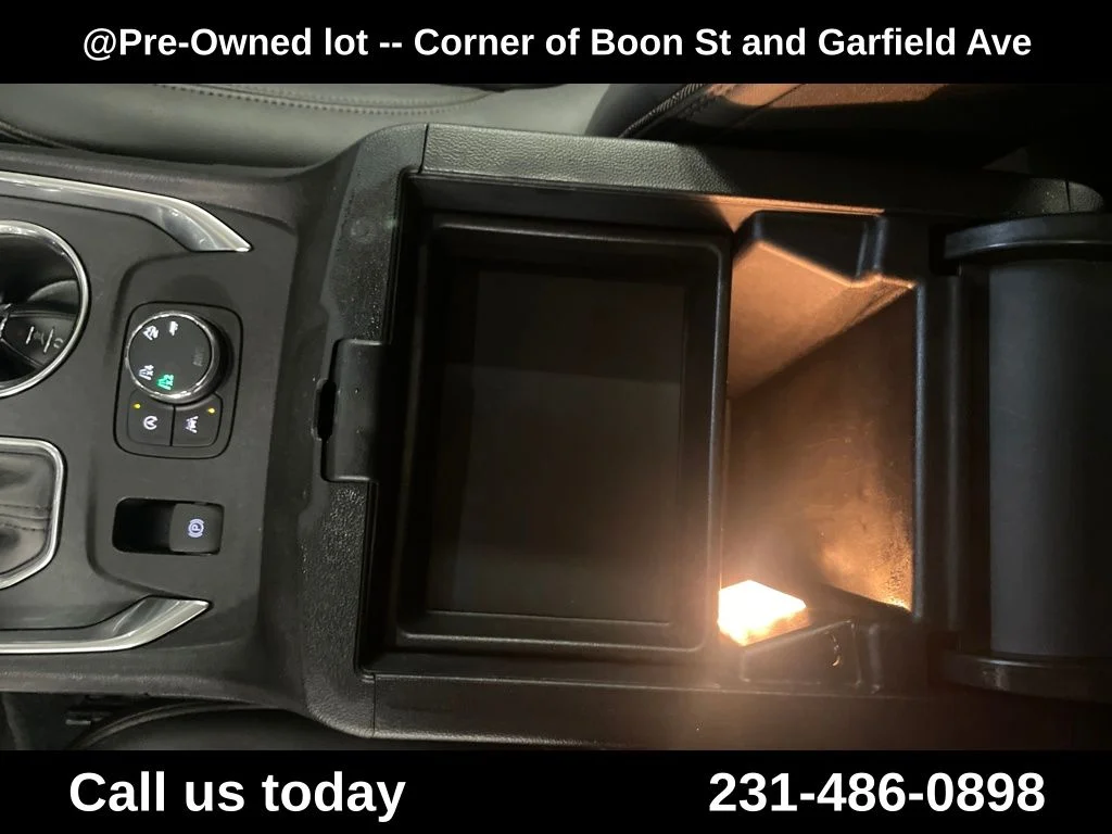 Used 2023 Beige Chevrolet High Country image 25