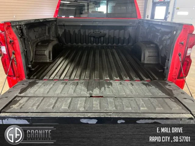 Used 2025 Red Hot Chevrolet ZR2 image 28
