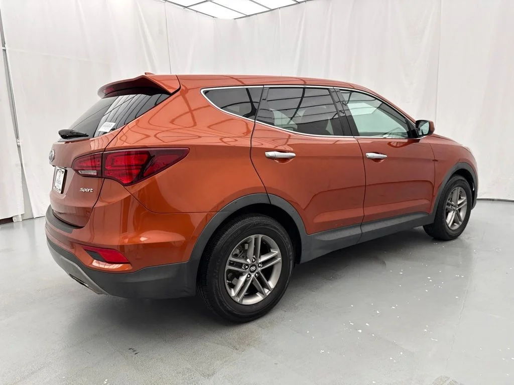 Used 2017 Copper Hyundai 2.4 Base image 14