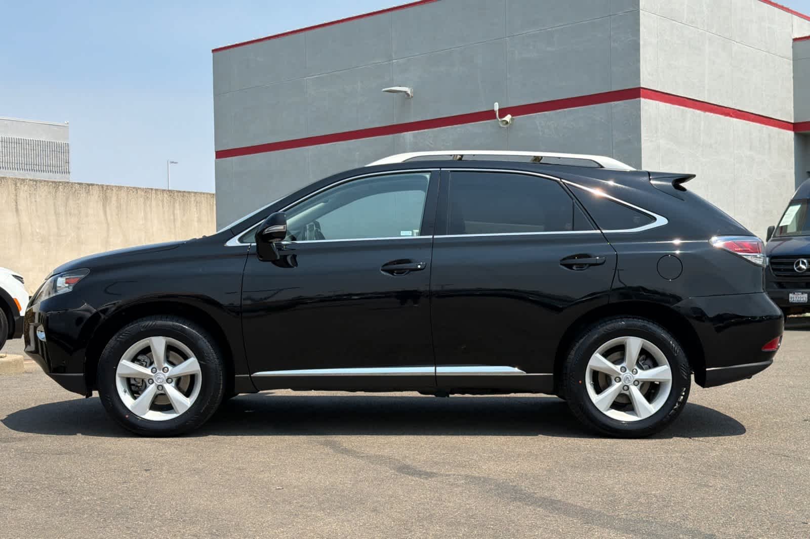 Used 2015 Obsidian Lexus  image 9