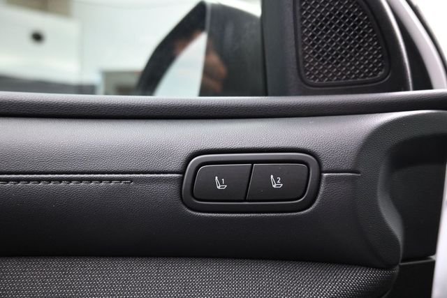 2025 Hyundai Santa Cruz Limited - Photo 15