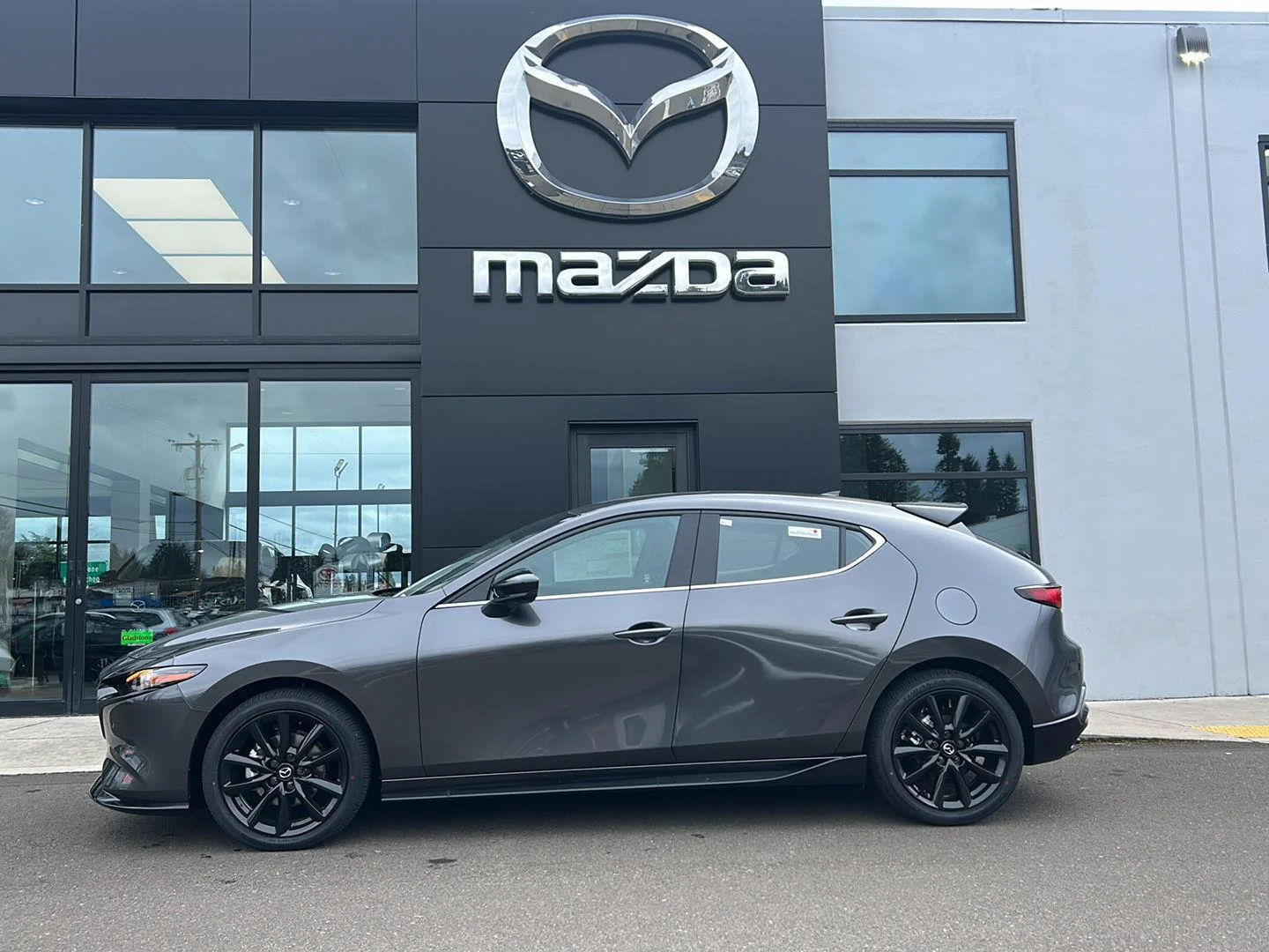 2026 Mazda CX-3 Premium Plus 2.5 AT 5-Door SKYACTIV AWD's photo