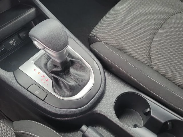 Used 2024 Snow White Pearl Kia LXS image 24