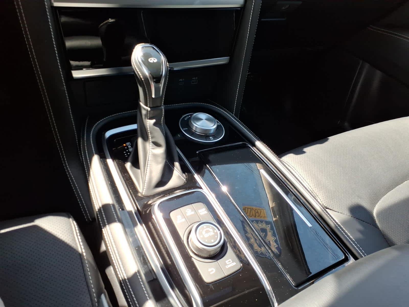 Certified Used 2023 Moonstone White INFINITI PREMIUM SELECT image 22