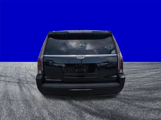 Used 2019 Black Raven Cadillac Luxury image 5