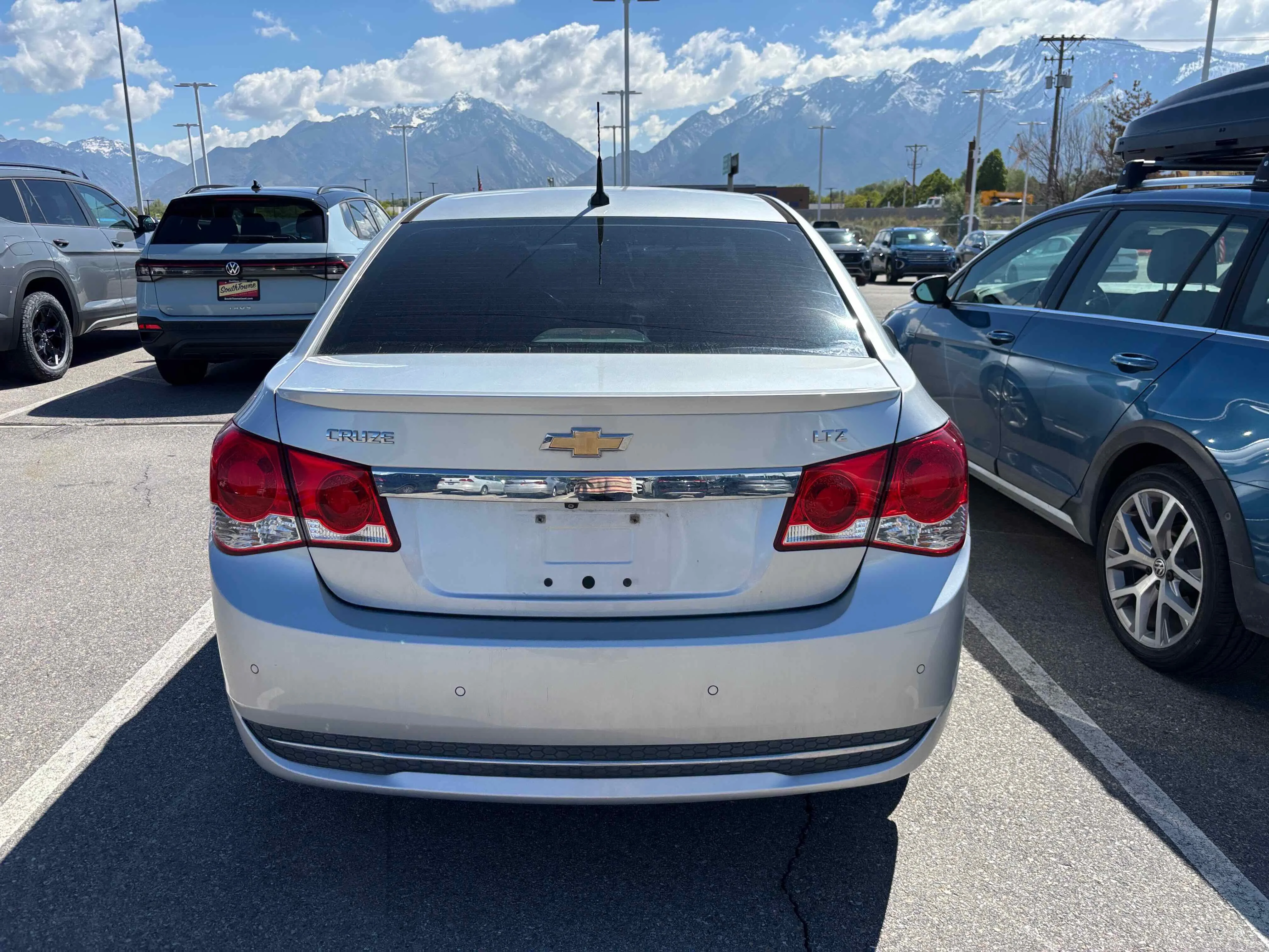 Used 2014 Silver Ice Metallic Chevrolet LTZ image 5