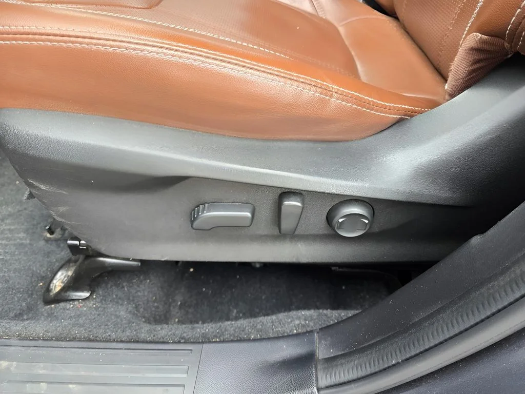 Used 2020 Magnetite Gray Metallic Subaru Touring image 13