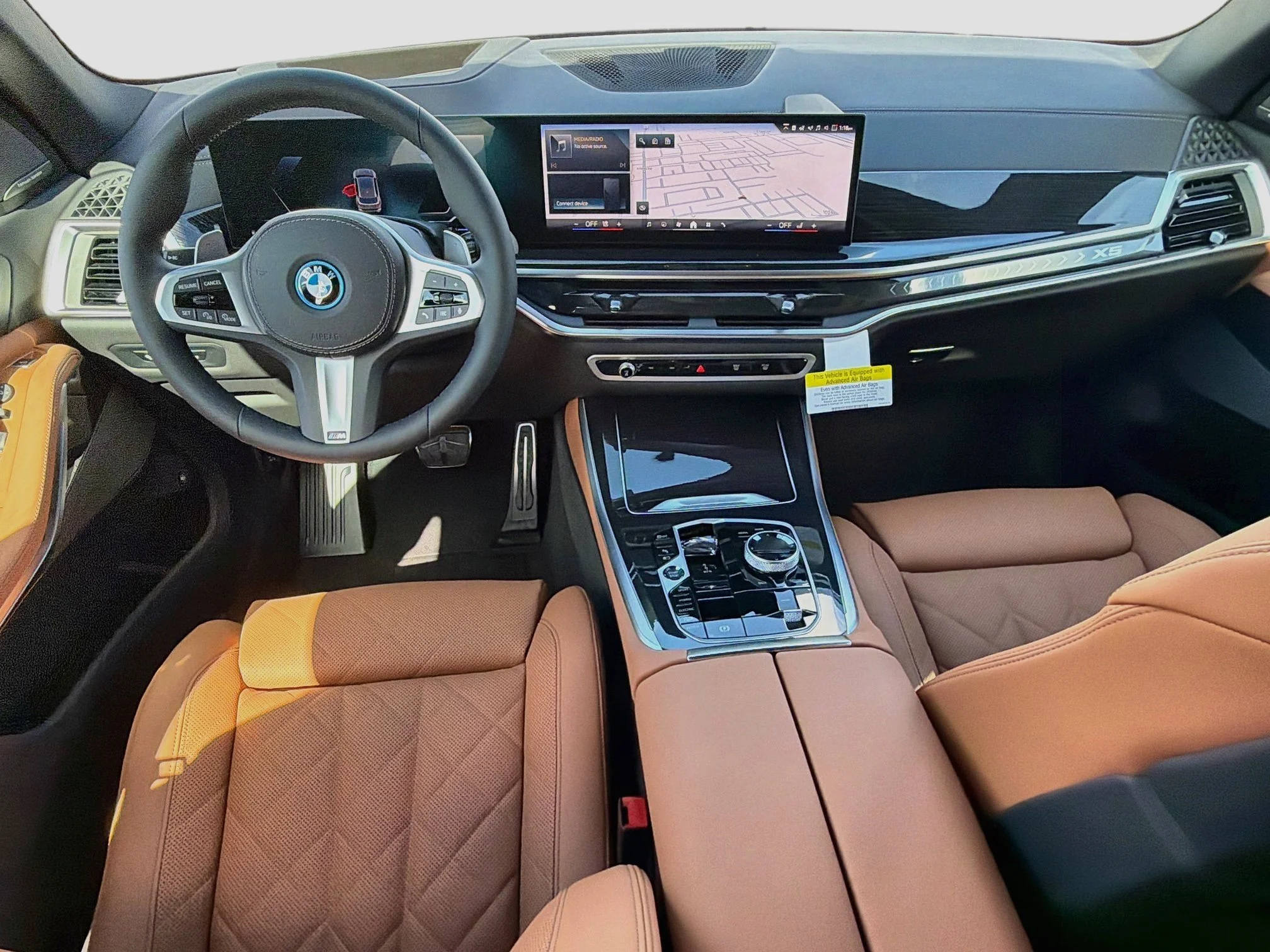 Used 2026 Skyscraper Grey Metallic BMW xDrive50e image 15