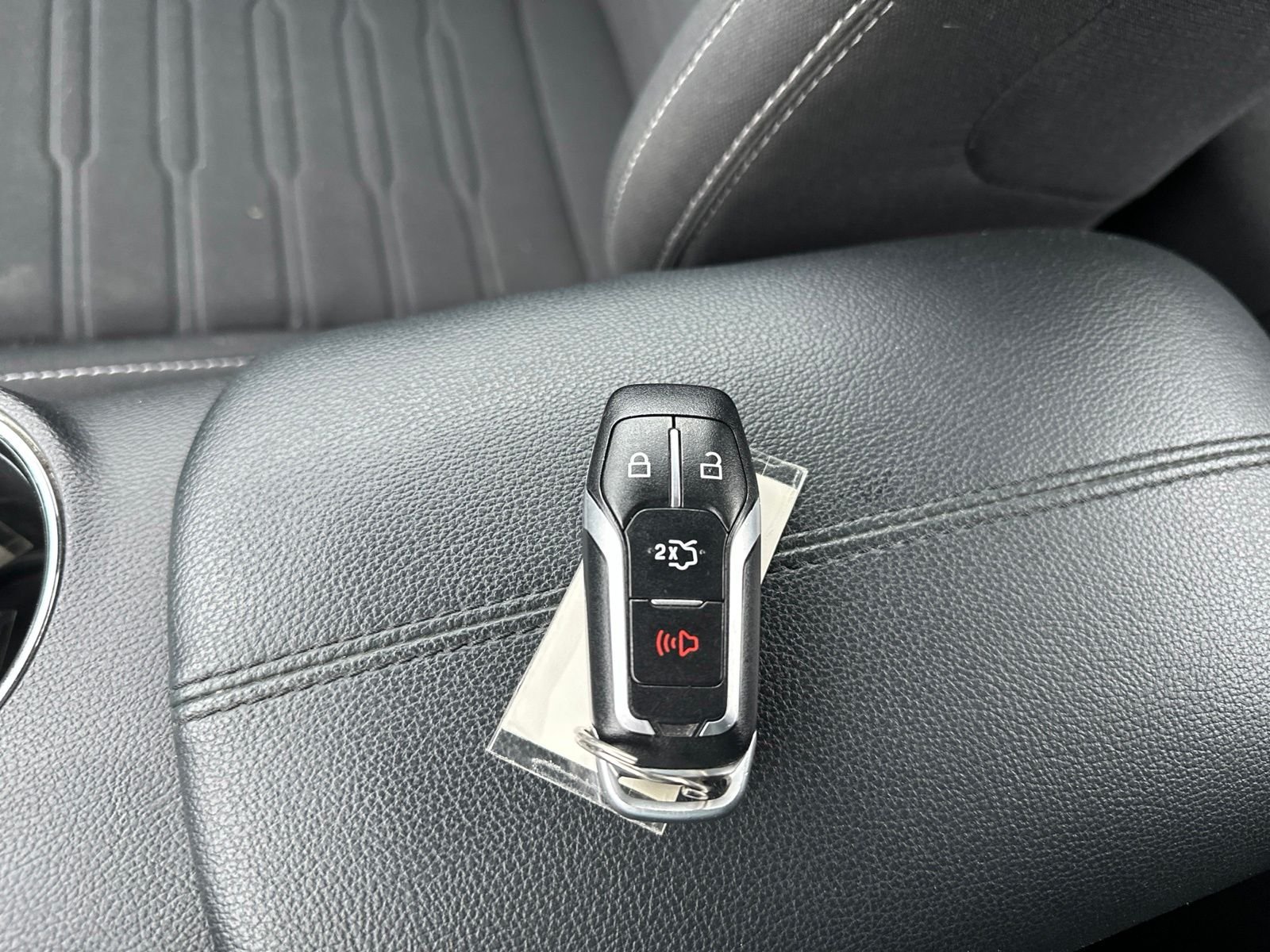 Used 2017 Red Ford GT image 7