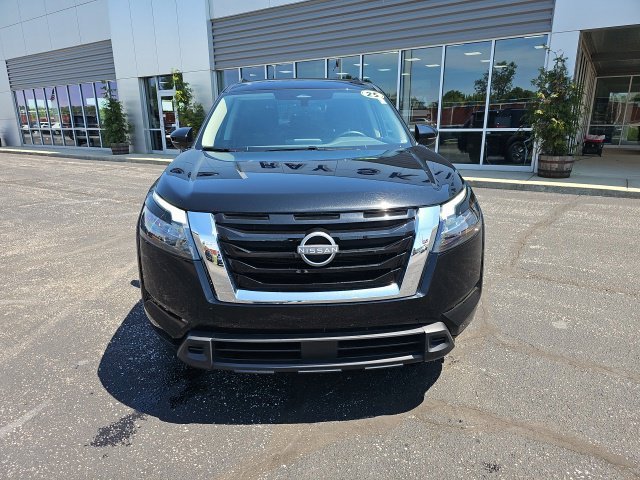 Used 2025 Black Nissan SV image 2