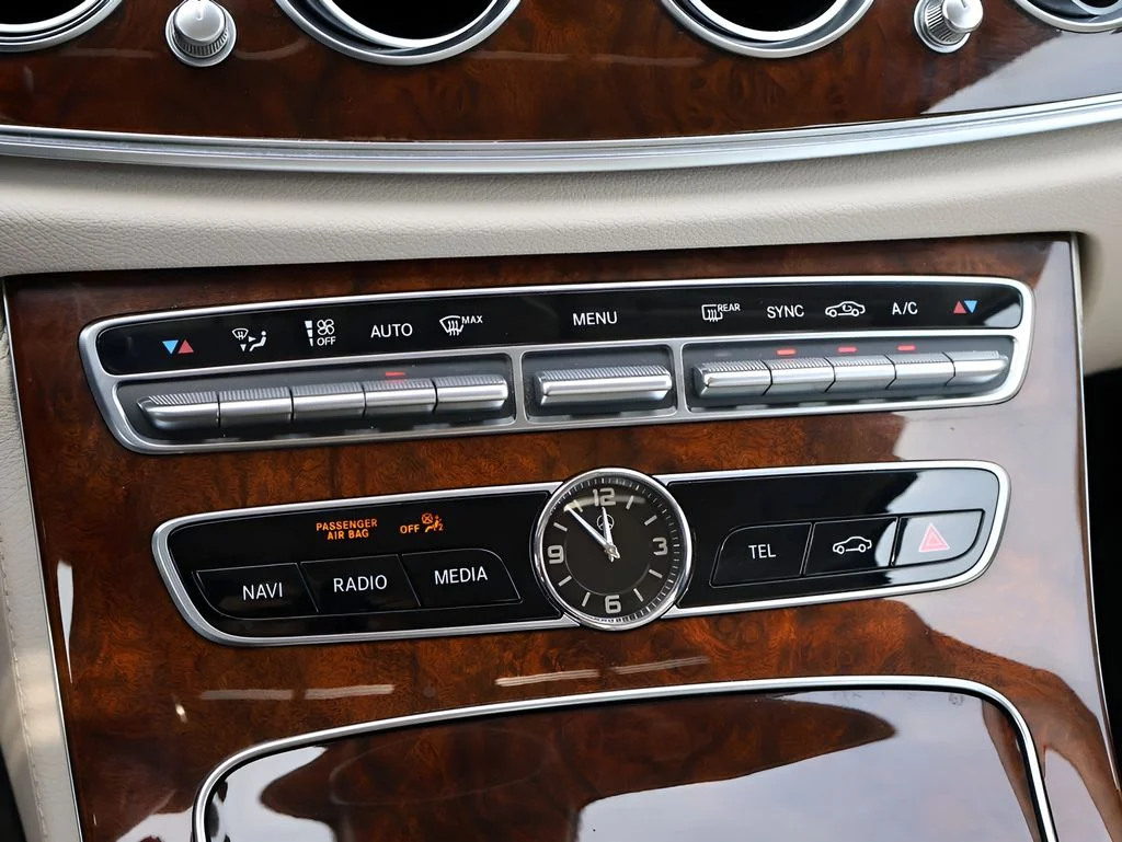 Used 2019 Black Mercedes-Benz E 300 image 27