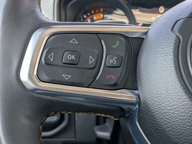 Used 2024 White Jeep Sahara image 23