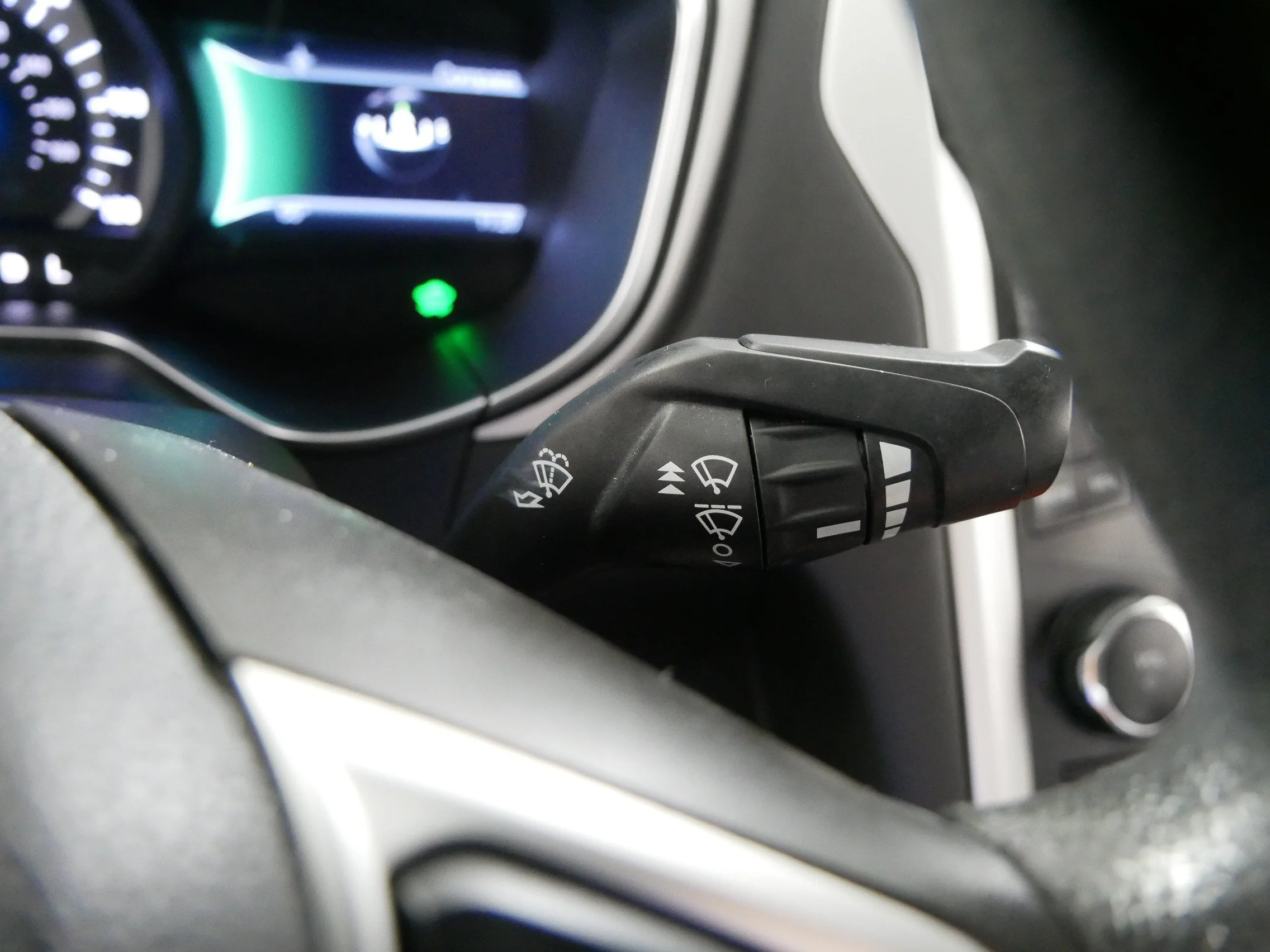 Used 2014 Ingot Silver Metallic Ford S Hybrid image 31